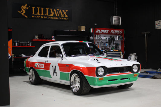 Castrol Ford MK1 - Lillwax X Gata Reklame - Bildekor - polering - coating - Lillehammer